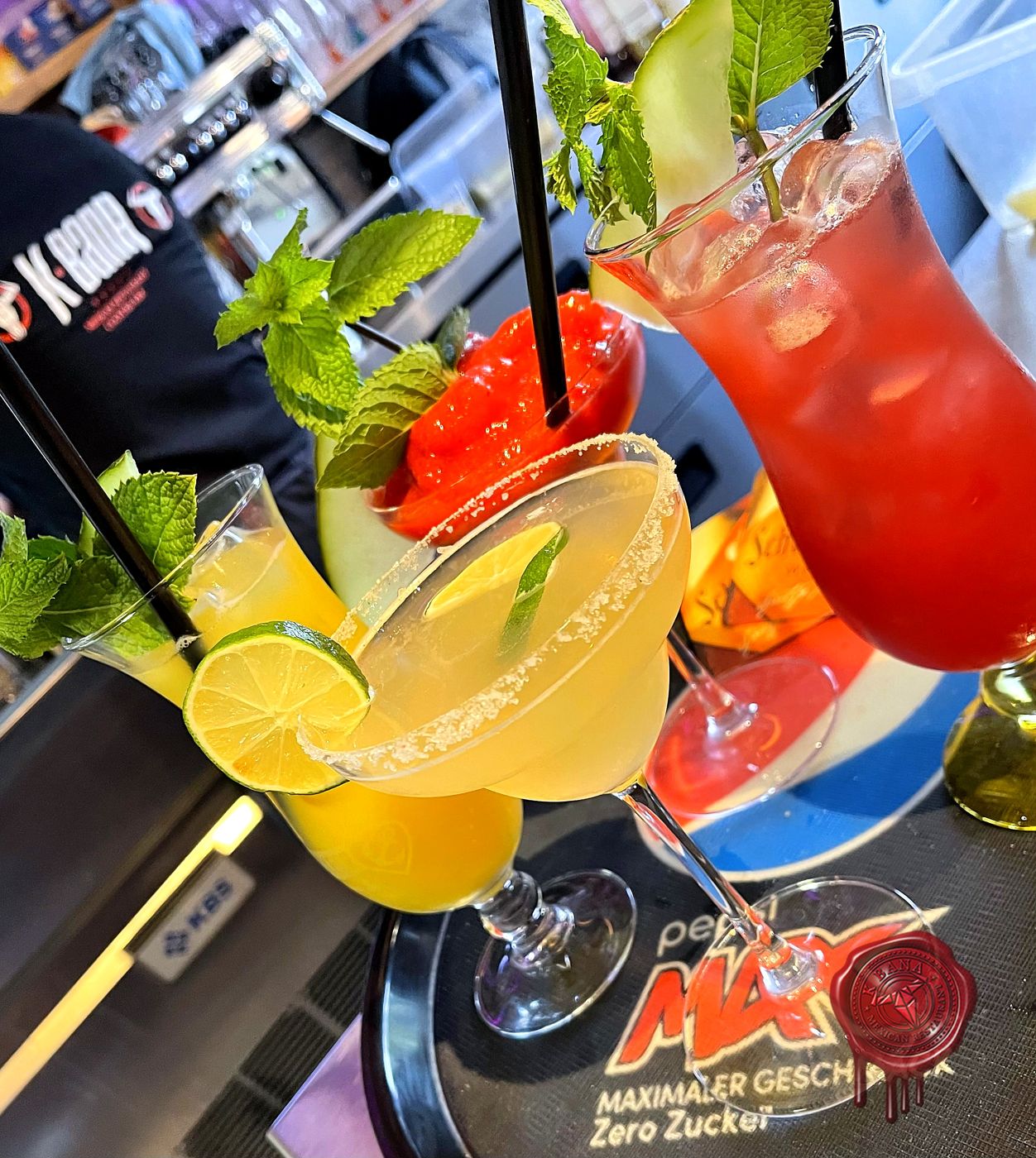 Cocktail in der K-BANA Bar