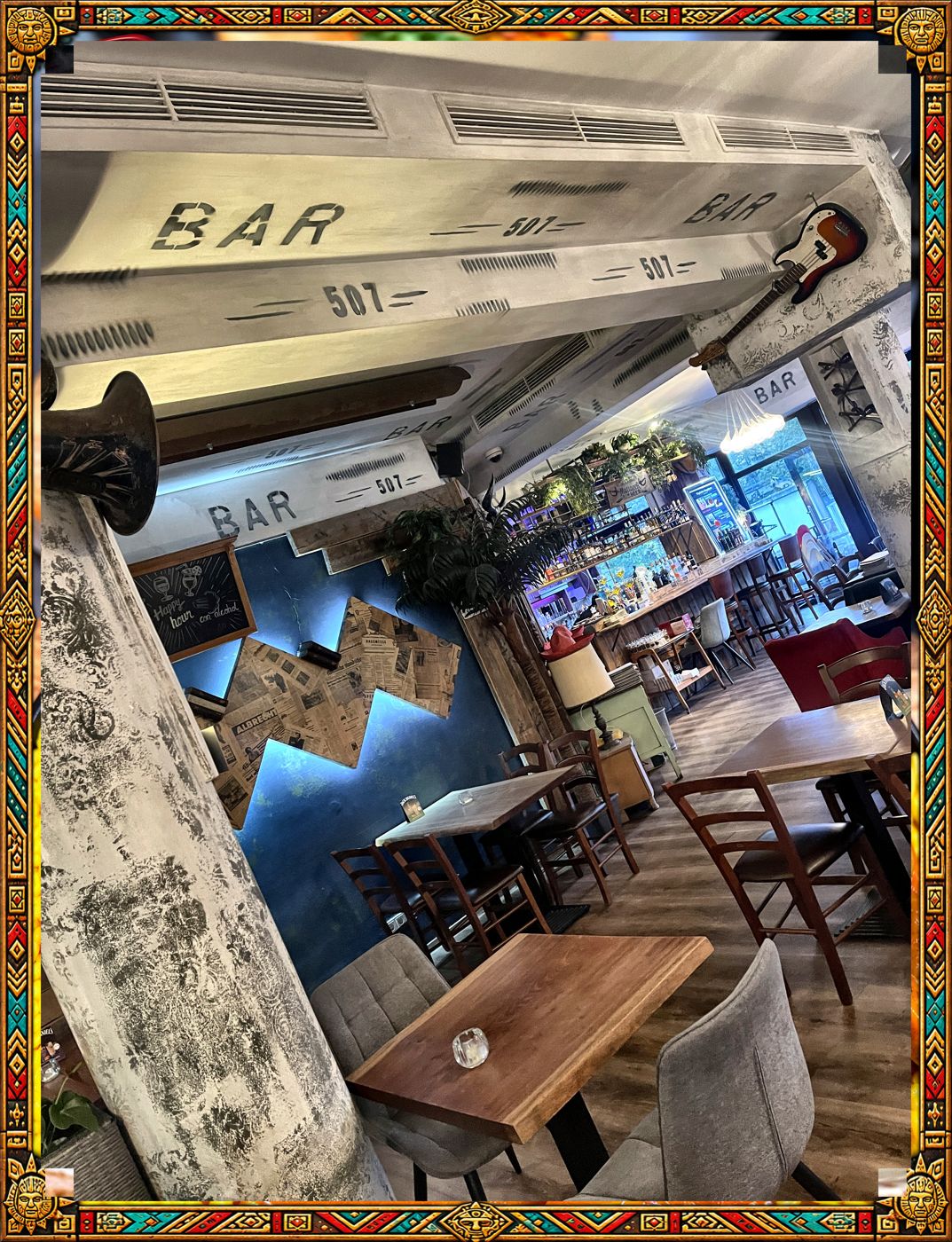 Ambiente der K-BANA Bar