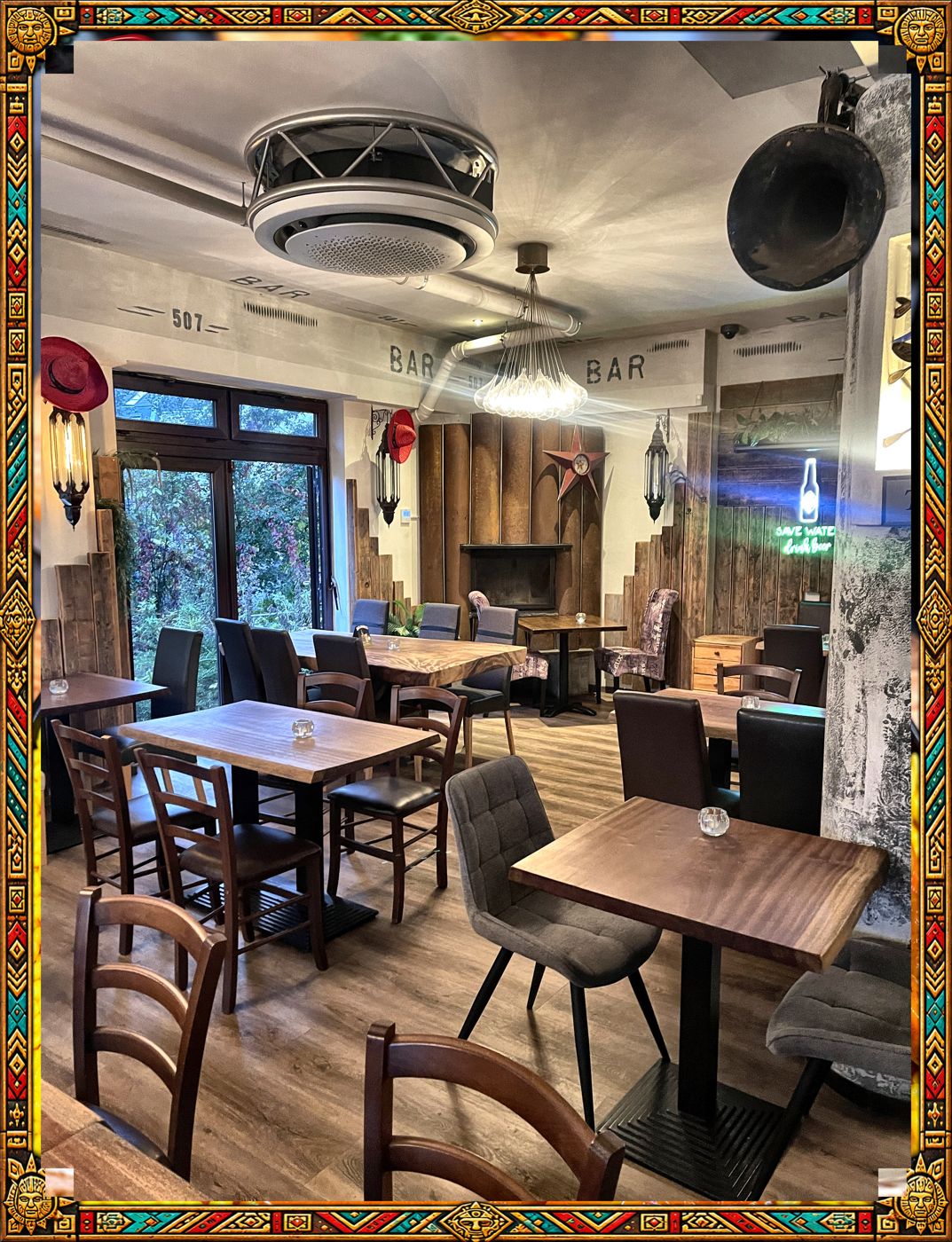 Ambiente der K-BANA Bar