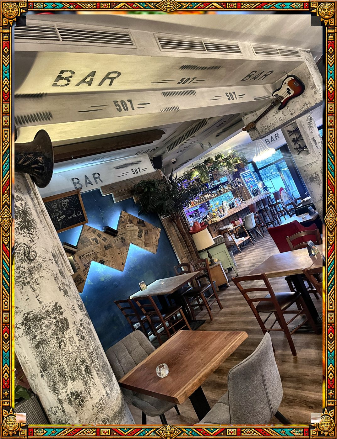 Ambiente der K-BANA Bar